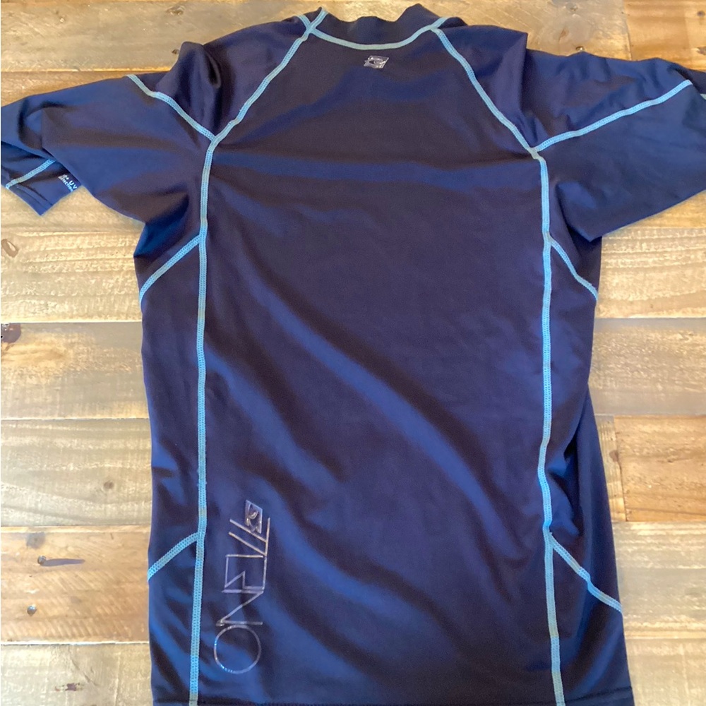 O’Neill Men’s Rash Guard - Picture 4 of 4